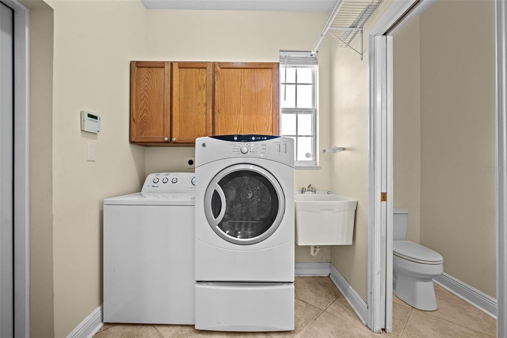 Active With Contract: $720,000 (3 beds, 2 baths, 2449 Square Feet)