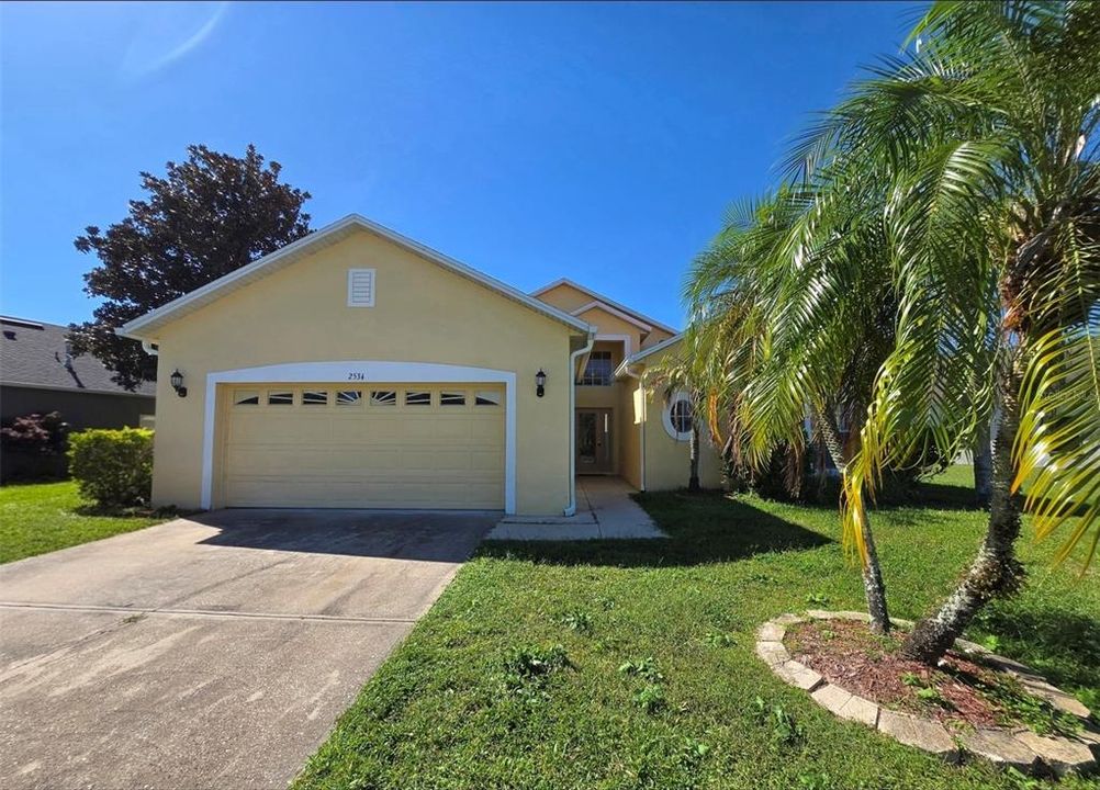 For Rent: $2,300 (4 beds, 3 baths, 2019 Square Feet)