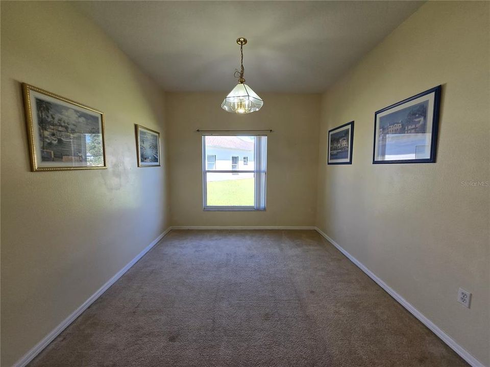 For Rent: $2,300 (4 beds, 3 baths, 2019 Square Feet)