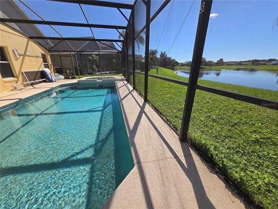 For Rent: $2,300 (4 beds, 3 baths, 2019 Square Feet)