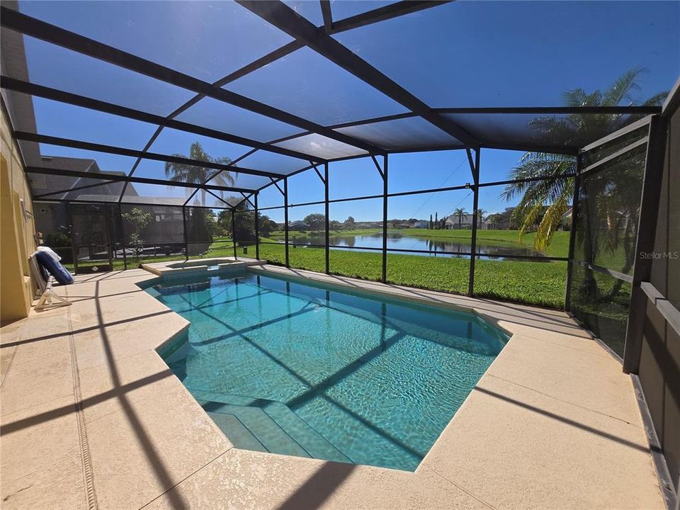 For Rent: $2,300 (4 beds, 3 baths, 2019 Square Feet)