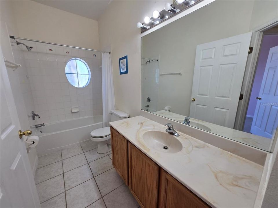 For Rent: $2,300 (4 beds, 3 baths, 2019 Square Feet)