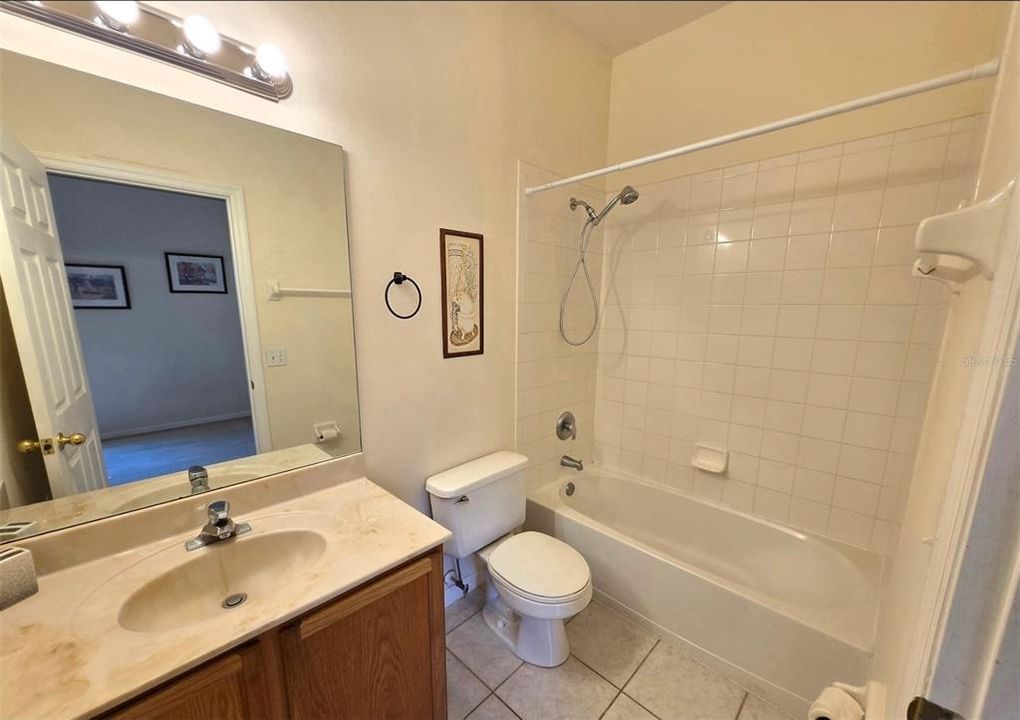For Rent: $2,300 (4 beds, 3 baths, 2019 Square Feet)