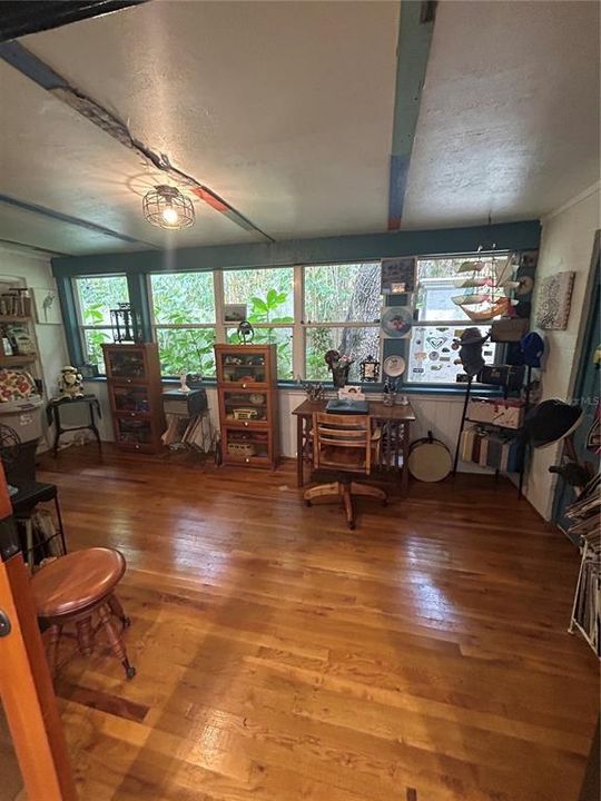 For Sale: $579,000 (3 beds, 2 baths, 1492 Square Feet)