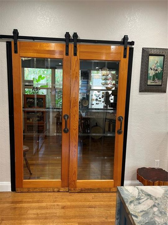 For Sale: $579,000 (3 beds, 2 baths, 1492 Square Feet)