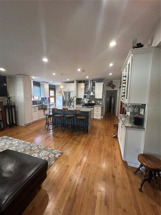 For Sale: $579,000 (3 beds, 2 baths, 1492 Square Feet)