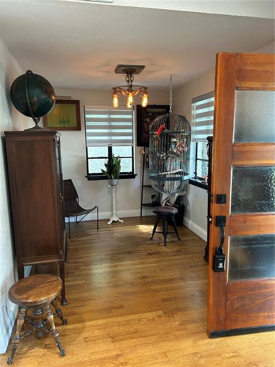 For Sale: $579,000 (3 beds, 2 baths, 1492 Square Feet)