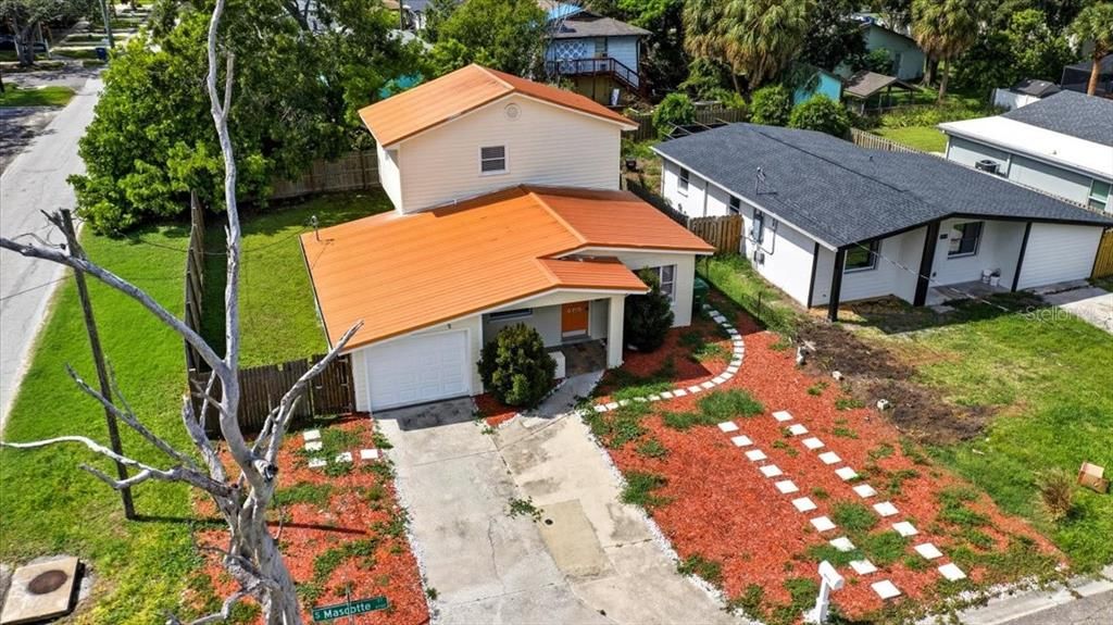 На продажу: $320,000 (4 спален, 2 ванн, 1316 Квадратных фут)