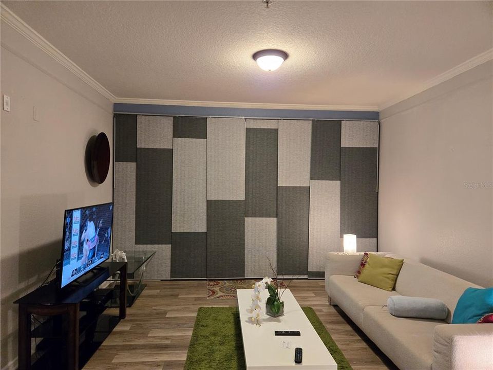 出租: $1,650 (1 贝兹, 1 浴室, 780 平方英尺)