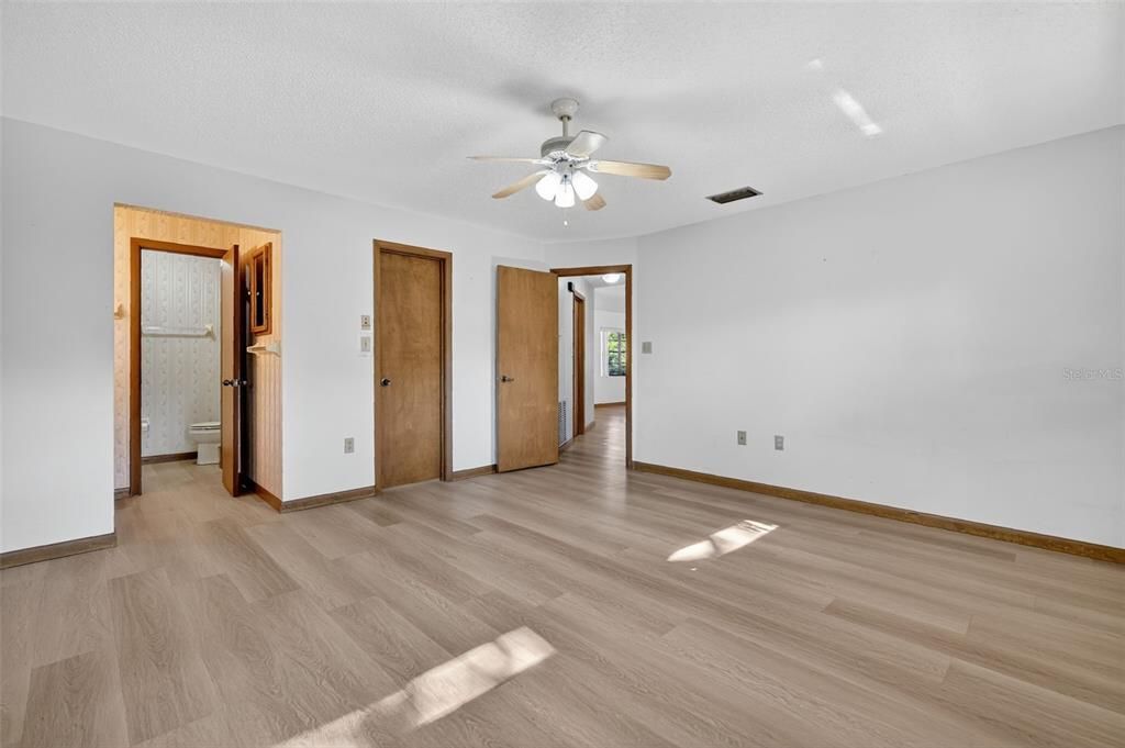 For Sale: $380,000 (3 beds, 2 baths, 1776 Square Feet)