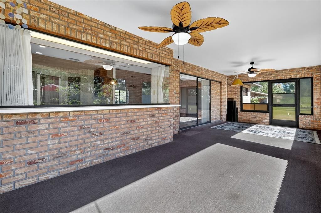 For Sale: $380,000 (3 beds, 2 baths, 1776 Square Feet)