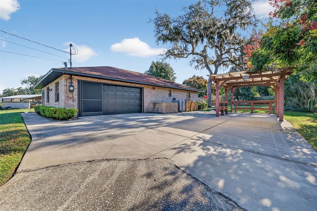 For Sale: $380,000 (3 beds, 2 baths, 1776 Square Feet)