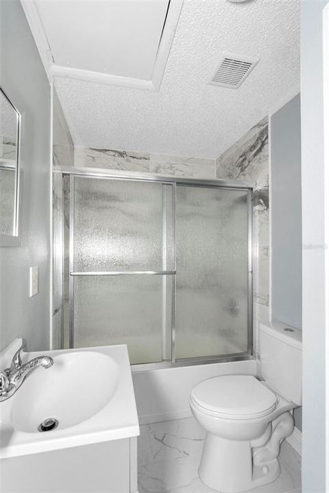 For Sale: $199,900 (3 beds, 1 baths, 888 Square Feet)