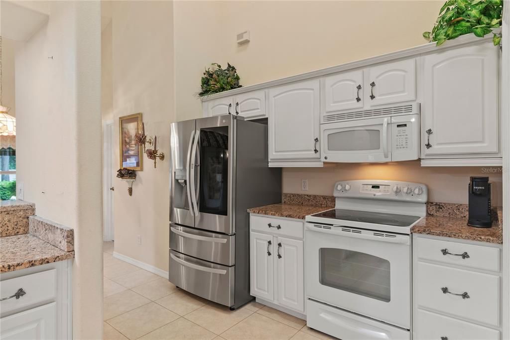 На продажу: $515,000 (3 спален, 2 ванн, 2431 Квадратных фут)