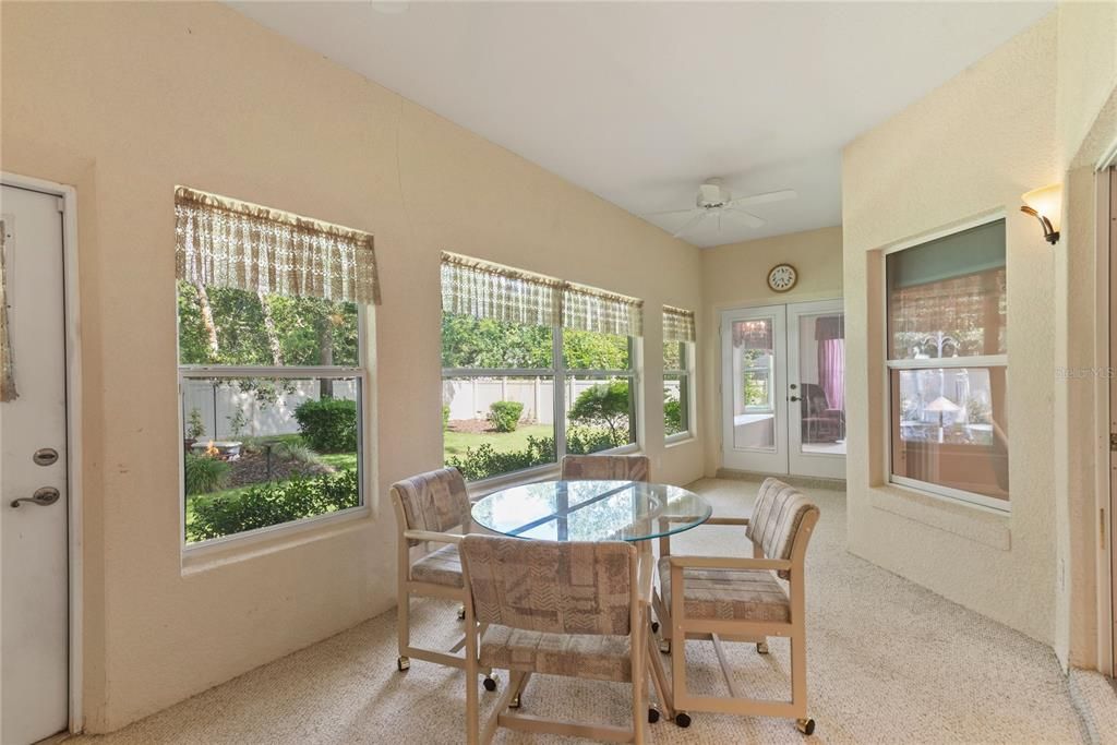 На продажу: $515,000 (3 спален, 2 ванн, 2431 Квадратных фут)