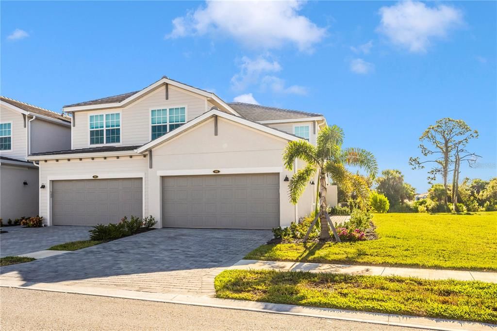 出租: $4,000 (3 贝兹, 2 浴室, 1789 平方英尺)