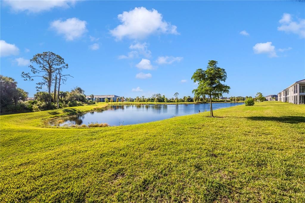 出租: $4,000 (3 贝兹, 2 浴室, 1789 平方英尺)