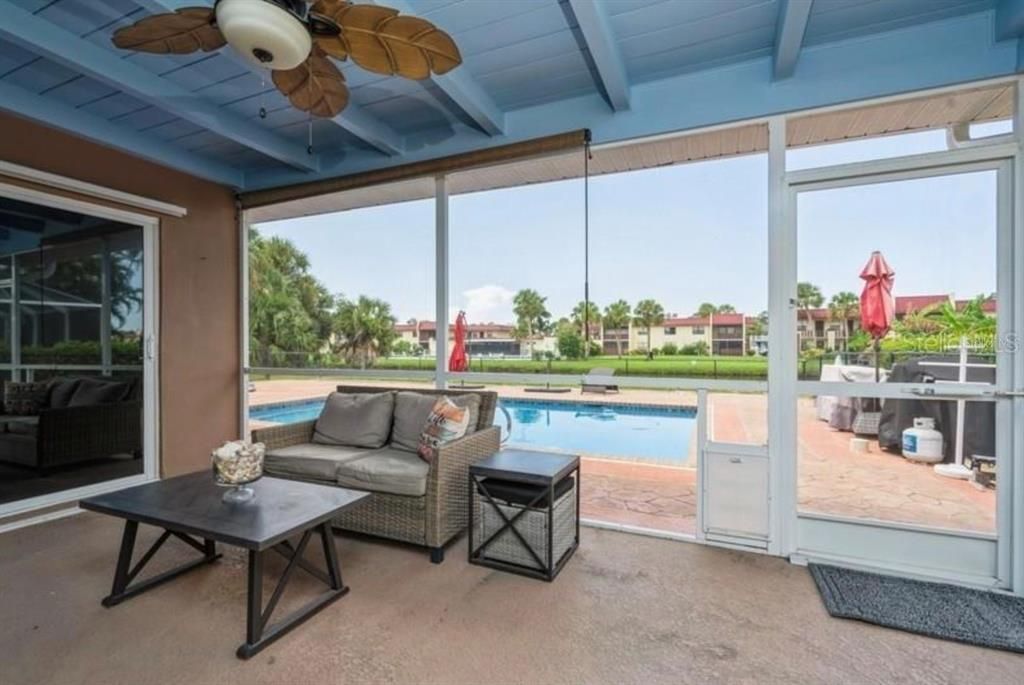 出租: $2,350 (4 贝兹, 2 浴室, 1868 平方英尺)