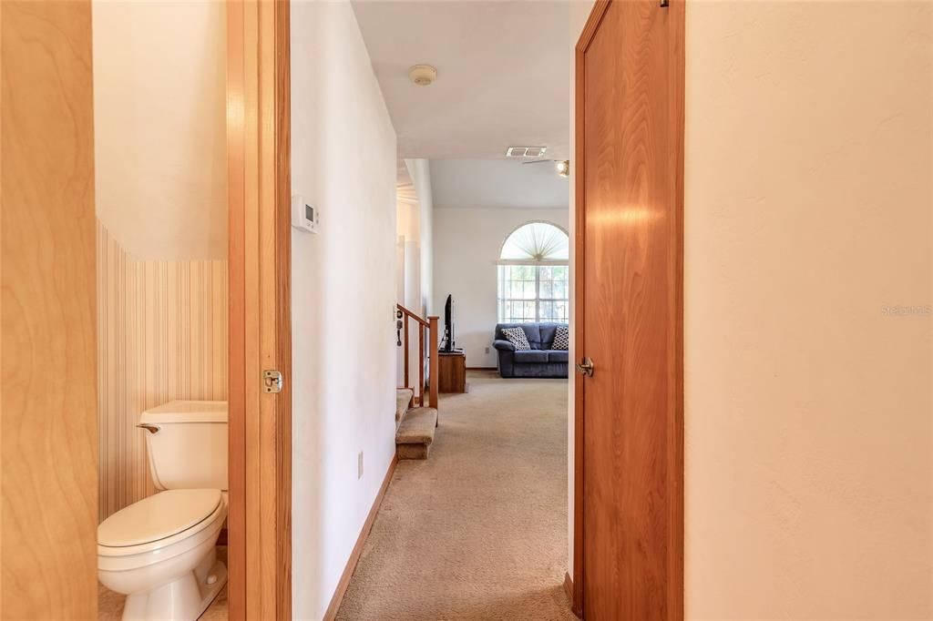 待售: $235,900 (2 贝兹, 2 浴室, 1302 平方英尺)