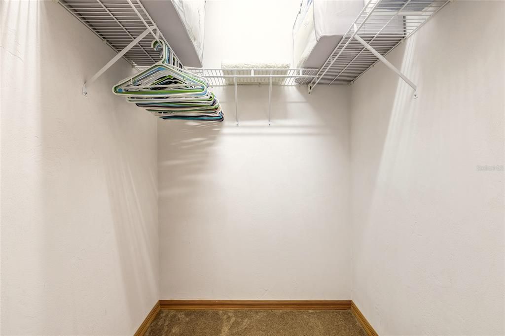 待售: $235,900 (2 贝兹, 2 浴室, 1302 平方英尺)