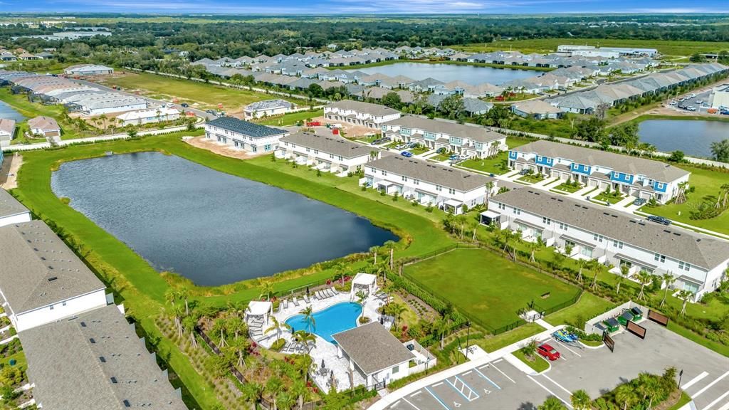 For Rent: $2,250 (3 beds, 2 baths, 1553 Square Feet)