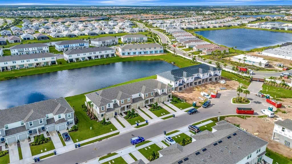 For Rent: $2,250 (3 beds, 2 baths, 1553 Square Feet)