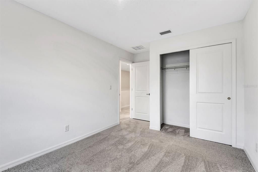 For Rent: $2,250 (3 beds, 2 baths, 1553 Square Feet)