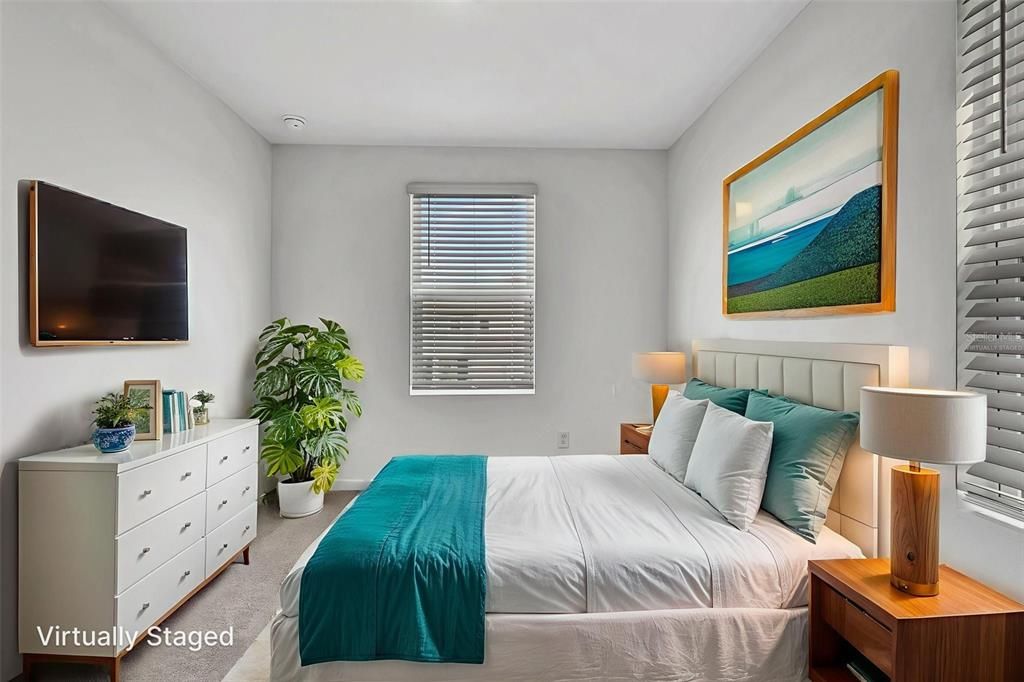 For Rent: $2,250 (3 beds, 2 baths, 1553 Square Feet)