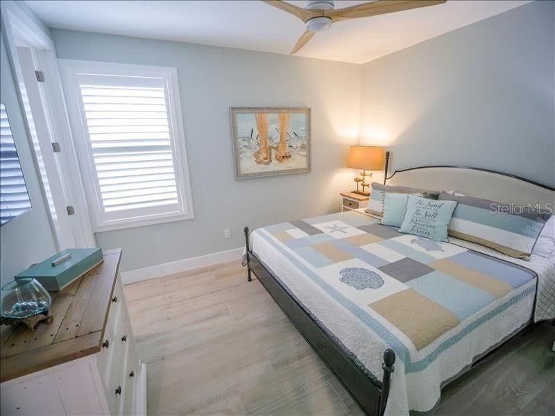 For Sale: $3,100,000 (7 beds, 5 baths, 3082 Square Feet)