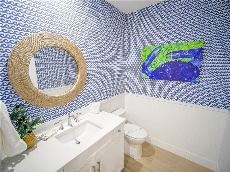 For Sale: $3,100,000 (7 beds, 5 baths, 3082 Square Feet)