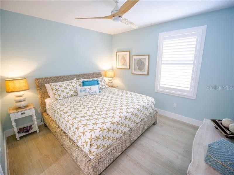 For Sale: $3,100,000 (7 beds, 5 baths, 3082 Square Feet)