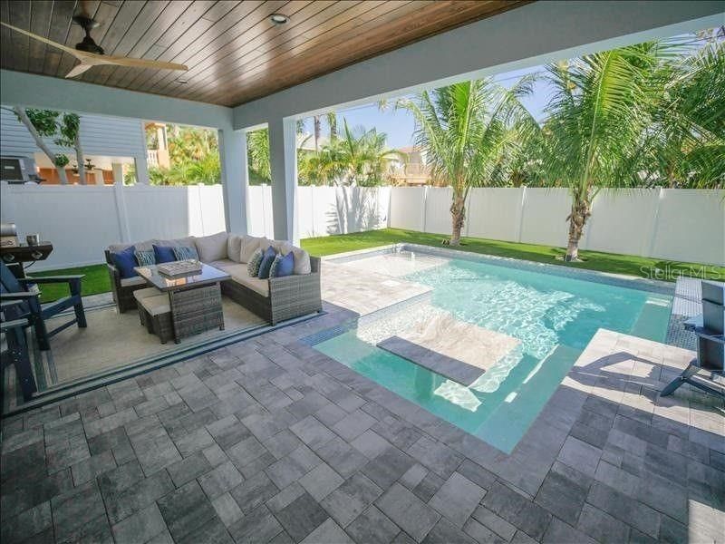 For Sale: $3,100,000 (7 beds, 5 baths, 3082 Square Feet)