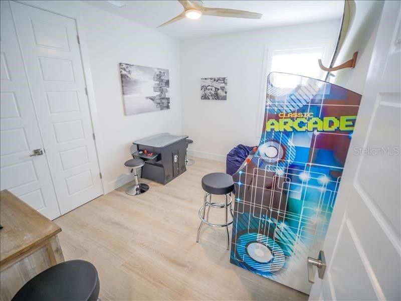 For Sale: $3,100,000 (7 beds, 5 baths, 3082 Square Feet)