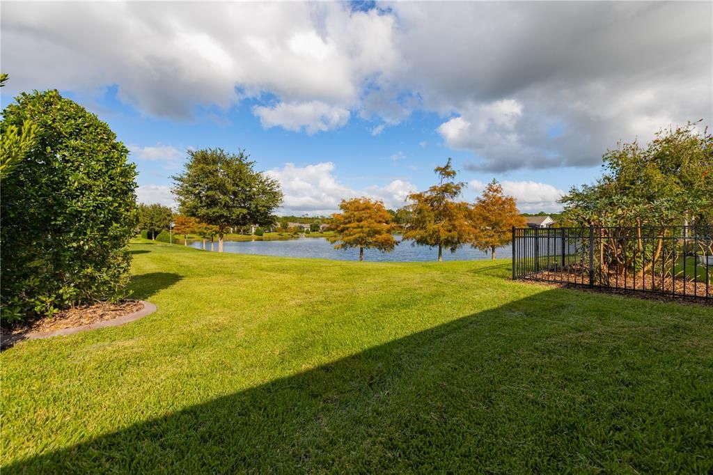 На продажу: $379,000 (2 спален, 2 ванн, 1651 Квадратных фут)