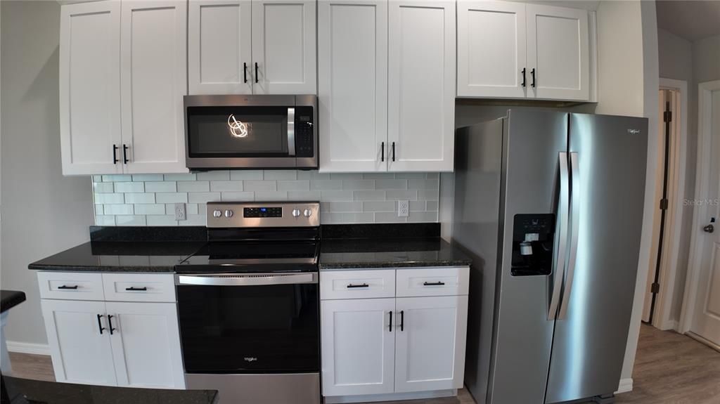 For Rent: $2,100 (4 beds, 2 baths, 1573 Square Feet)