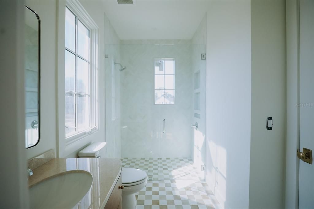 На продажу: $1,699,000 (5 спален, 4 ванн, 3212 Квадратных фут)