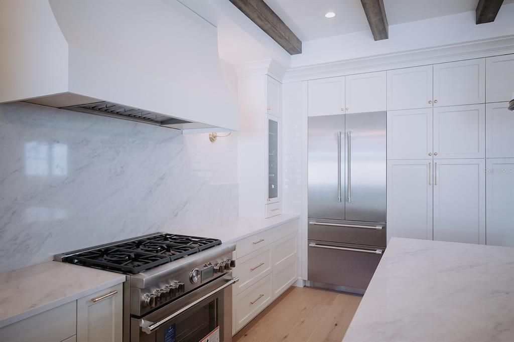 На продажу: $1,699,000 (5 спален, 4 ванн, 3212 Квадратных фут)