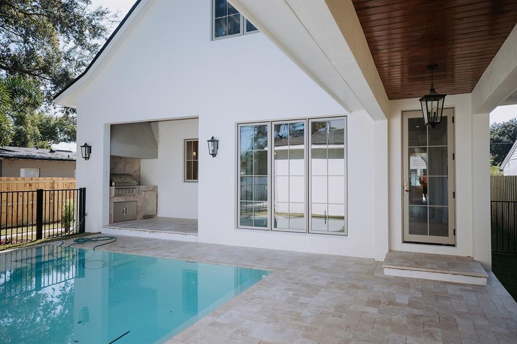 На продажу: $1,699,000 (5 спален, 4 ванн, 3212 Квадратных фут)