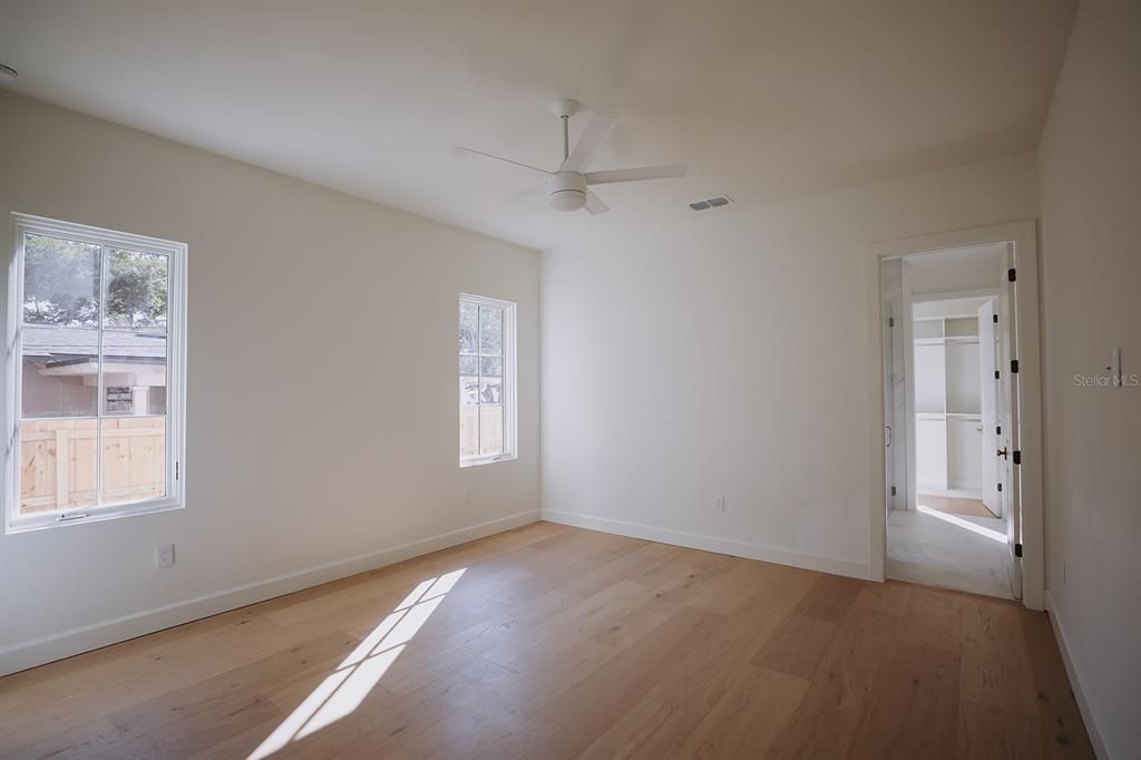 На продажу: $1,699,000 (5 спален, 4 ванн, 3212 Квадратных фут)