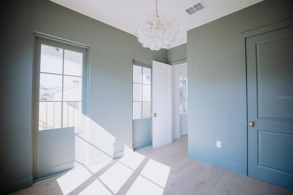 На продажу: $1,699,000 (5 спален, 4 ванн, 3212 Квадратных фут)