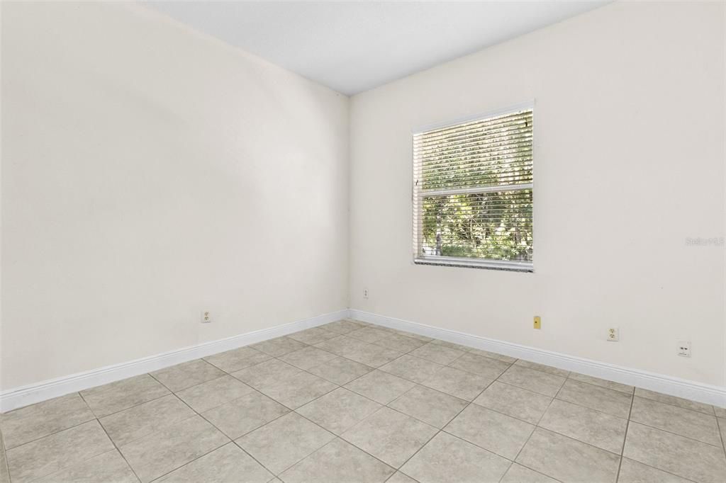 For Sale: $629,999 (5 beds, 3 baths, 3241 Square Feet)