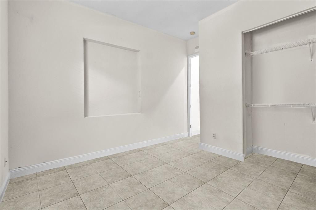 For Sale: $629,999 (5 beds, 3 baths, 3241 Square Feet)