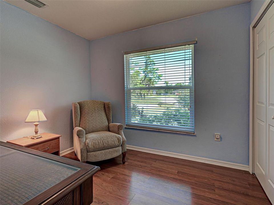 Active With Contract: $239,900 (2 beds, 2 baths, 937 Square Feet)