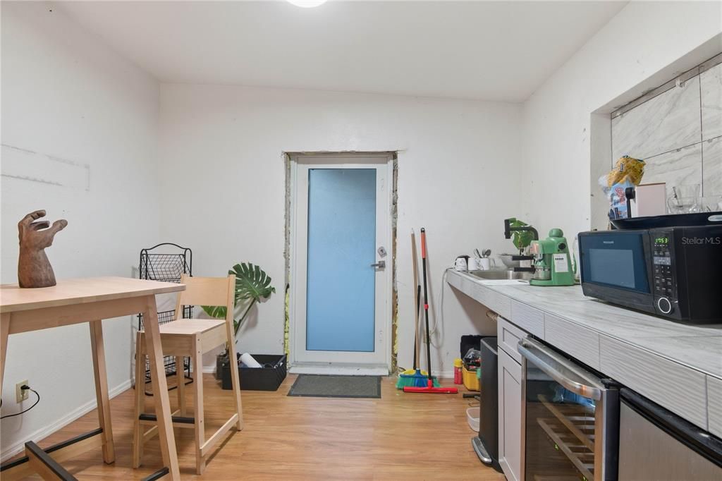 For Sale: $476,900 (5 beds, 3 baths, 2018 Square Feet)