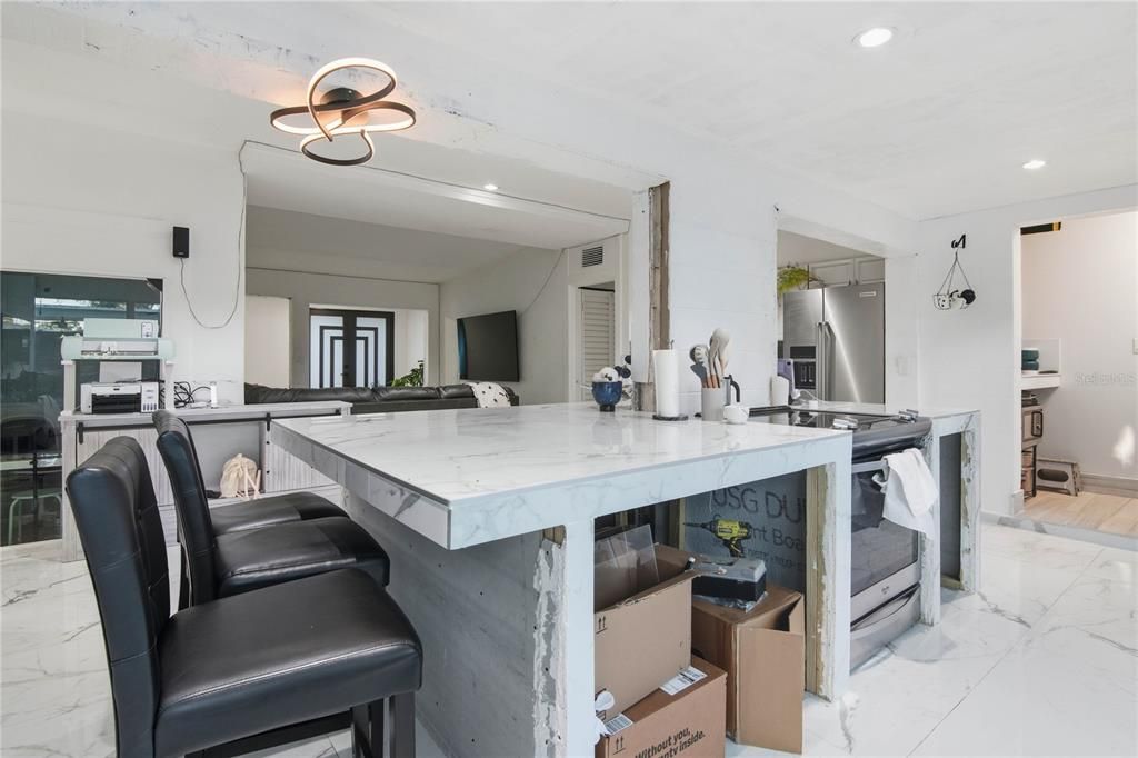 For Sale: $476,900 (5 beds, 3 baths, 2018 Square Feet)