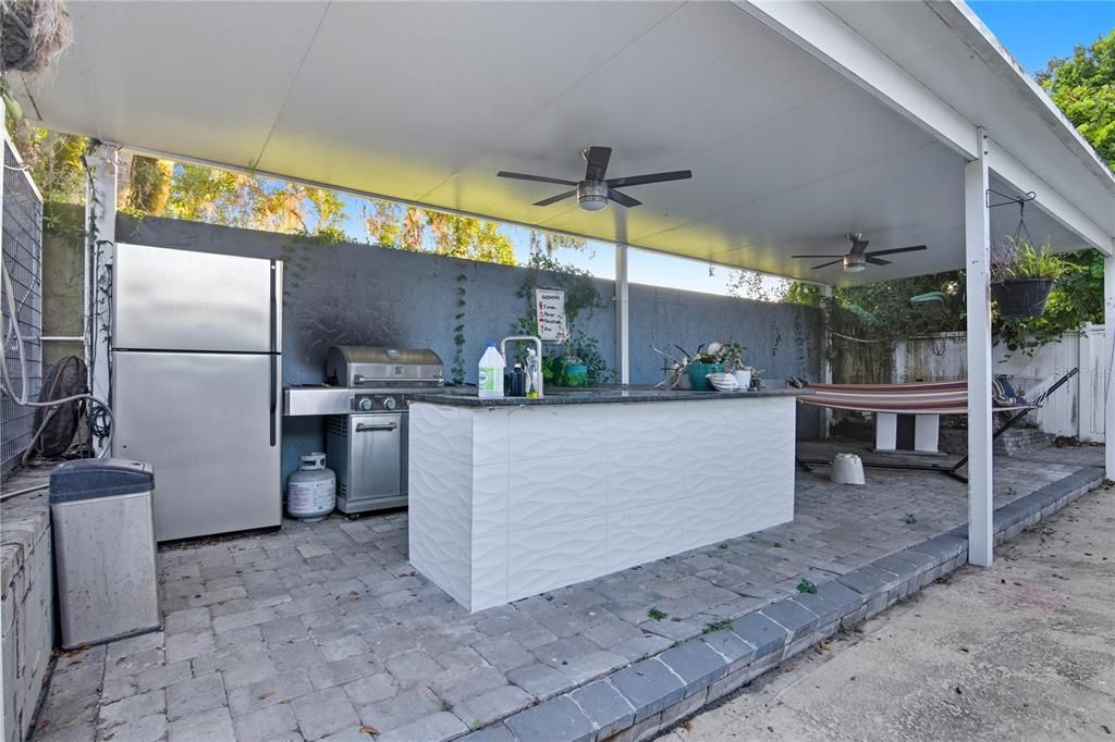 For Sale: $476,900 (5 beds, 3 baths, 2018 Square Feet)