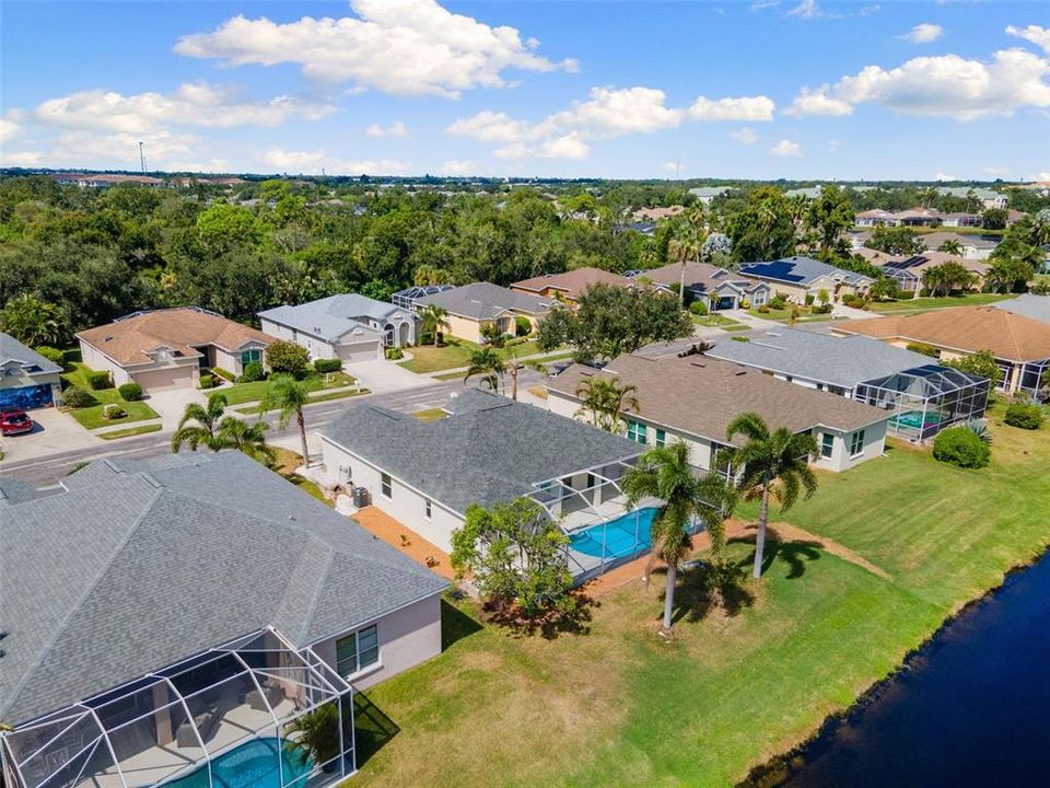 Под контрактом: $520,000 (3 спален, 2 ванн, 1536 Квадратных фут)