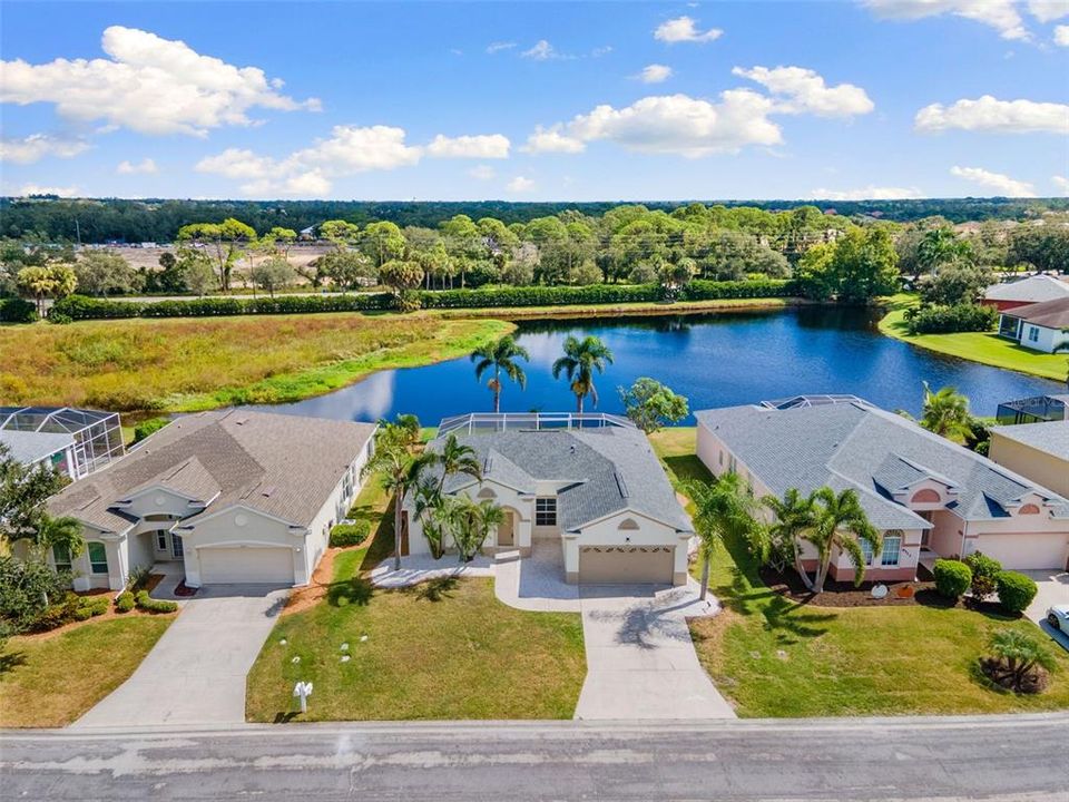 Под контрактом: $520,000 (3 спален, 2 ванн, 1536 Квадратных фут)