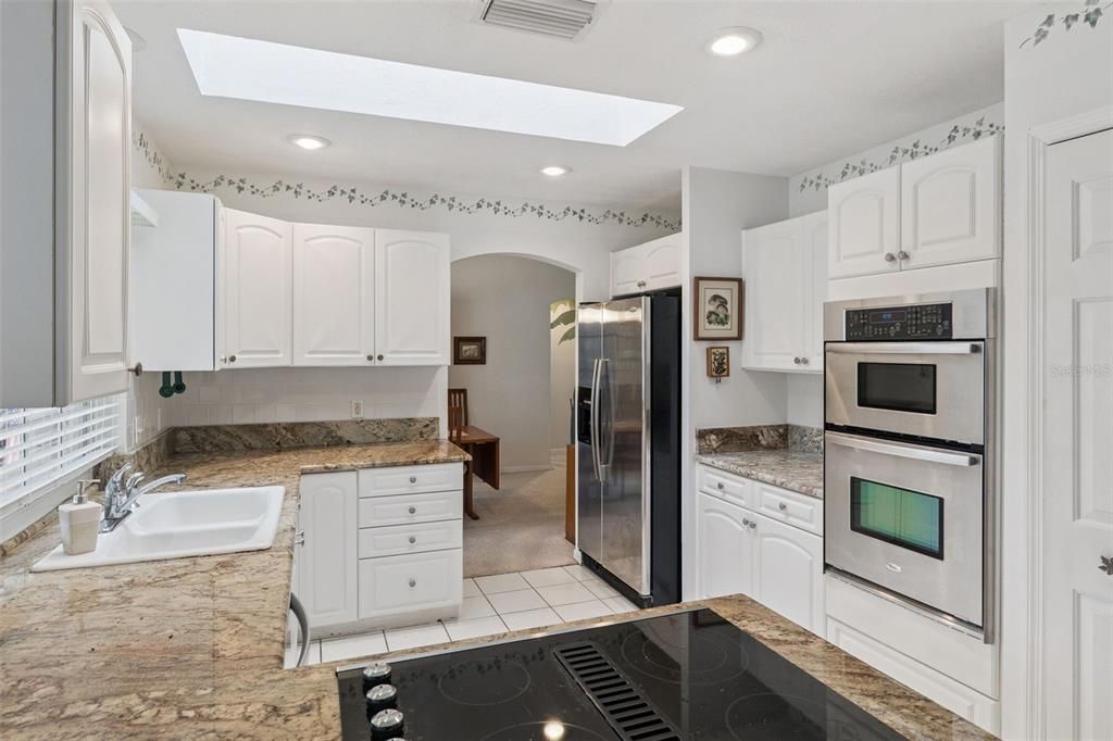 待售: $375,000 (3 贝兹, 2 浴室, 1846 平方英尺)