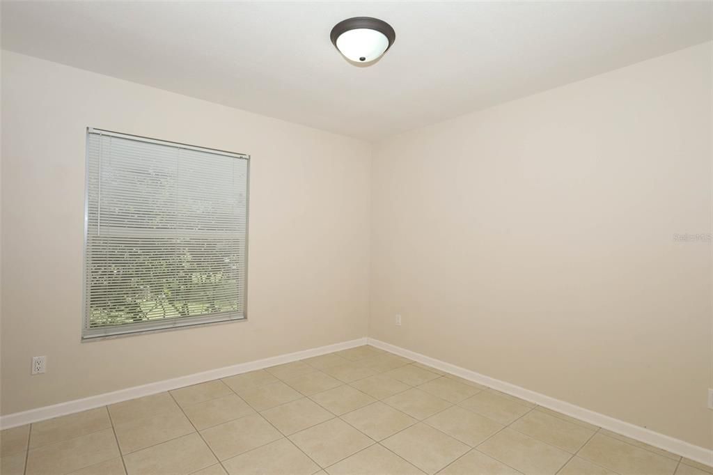 Activo con contrato: $398,000 (3 camas, 2 baños, 1423 Pies cuadrados)